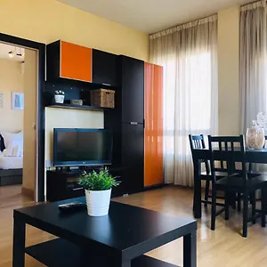 https://fabuloso-tico-con-gran-terraza-en-mlaga-centro.1costadelsol.com